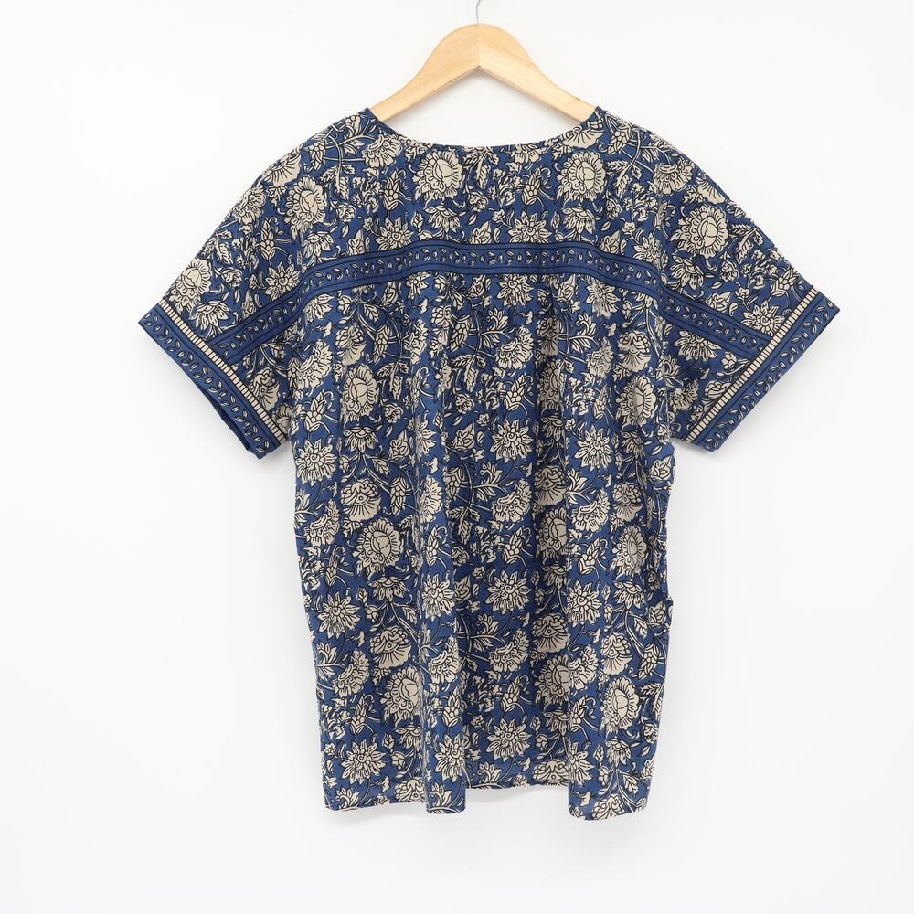 J. Jill Women's Blue/Tan Floral Print Lightweight Button V-Neck Cotton Top Sz L - Picture 2 of 4